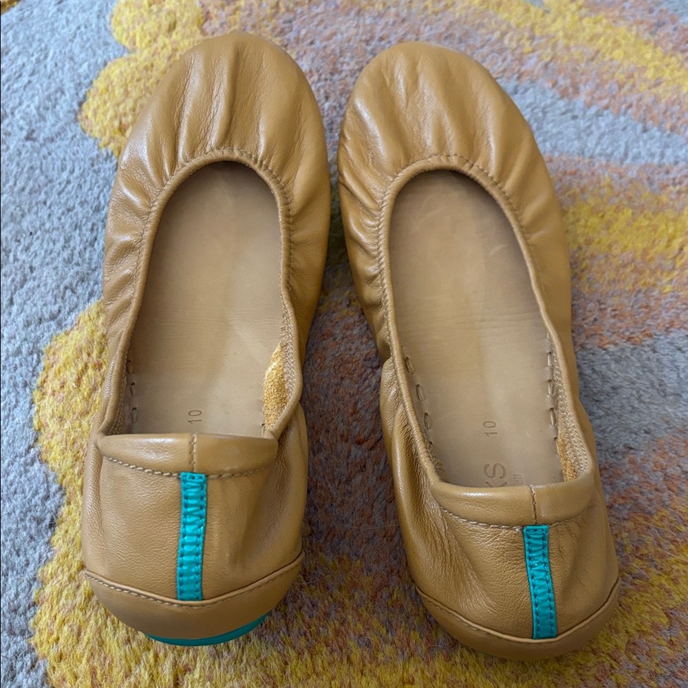 EUC Tieks Chestnut Brown Tan Leather Ballet Flats 10
